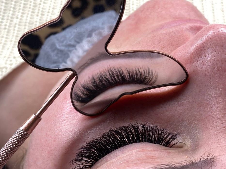 Нарощування вій запрошую