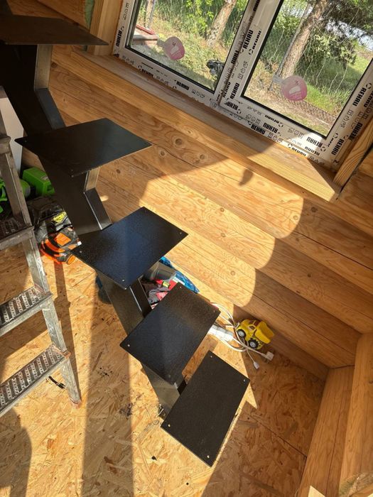 Продам будинок із дикого зрубу з ділянкою біля Києва! село Бзів