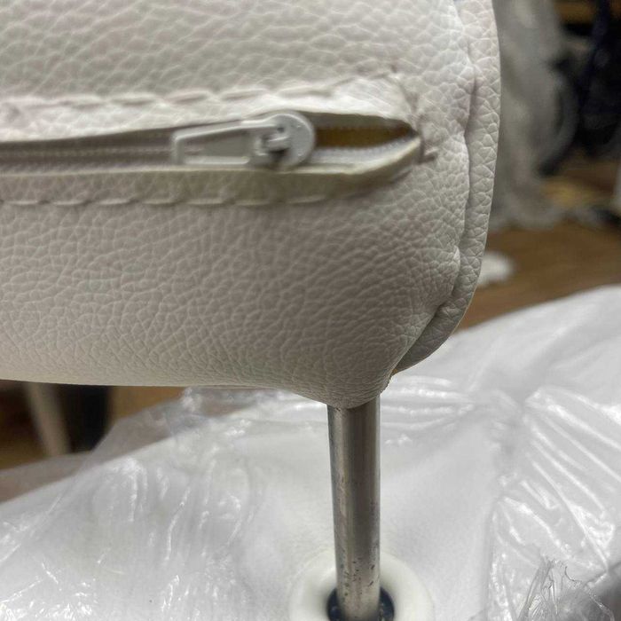 кушетка,  для косметологічних процедур або масажу.