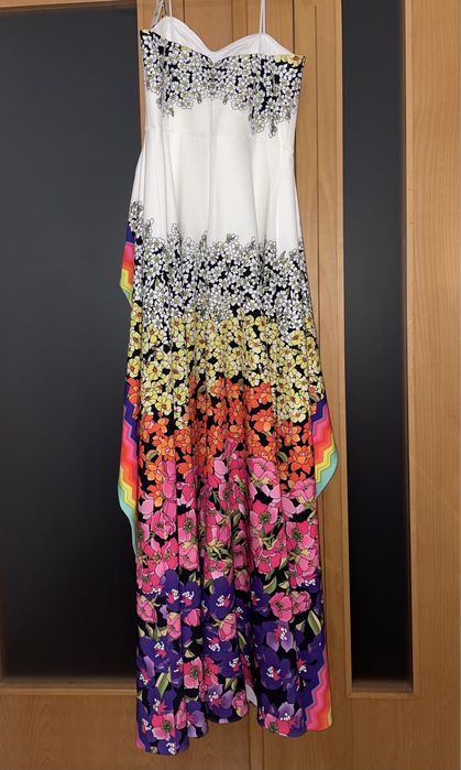 Macacão com cauda, decote cai-cai, tamanho 42 (nunca usado)