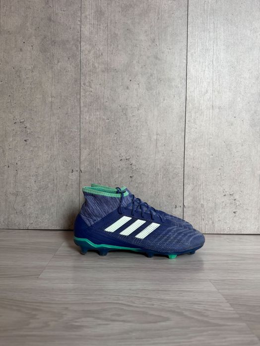Korki Adidas Predator 18.2 Control Skin półprofesjonalne ze skarpetą rozmiar 40 2/3 półprofy skarpeta buty piłkarskie