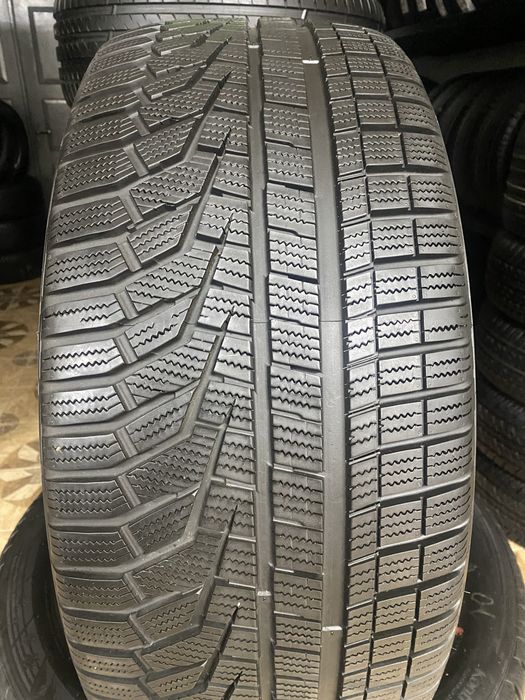 275/45/20 110V HANKOOK Winter i*cept evo 2 SUV
