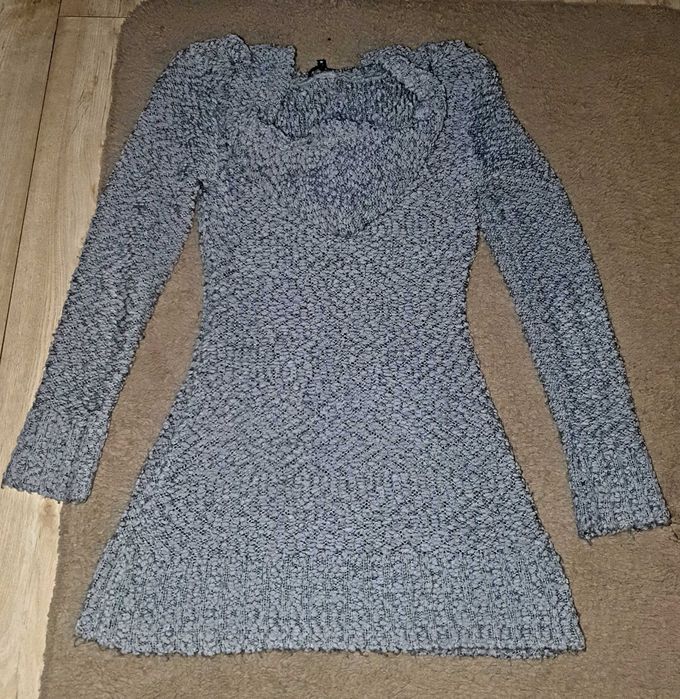 Sweterkowa tunika bucle od Stella