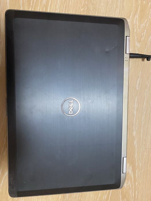 Ноутбук Dell lalitude e6520
