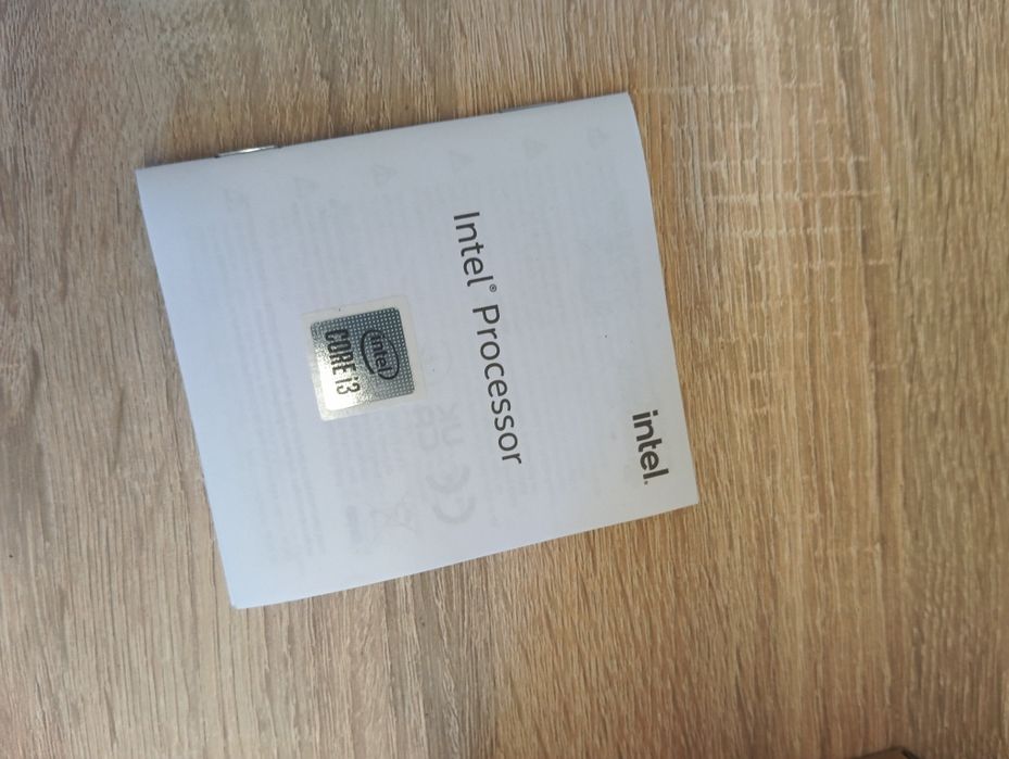 Procesor I3 10100F