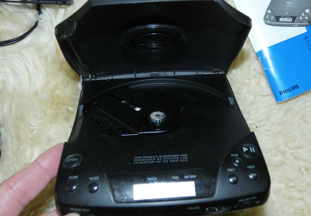 Коллекционный аудиофильский CD-плеер Philips AZ 6821 Dual DAC. Идеал + Комплект