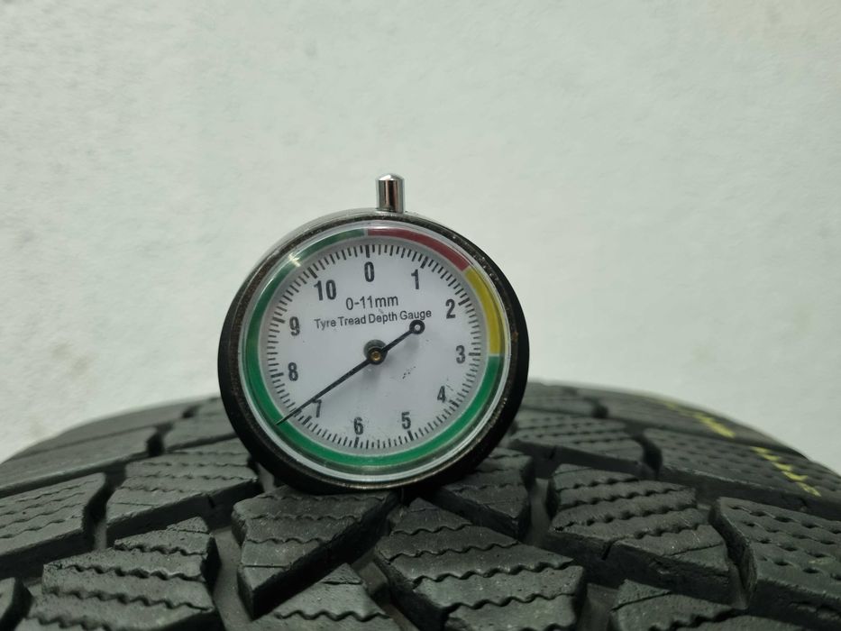 225/50/17 98V Bridgestone Blizzak LM001 EVO D.1518