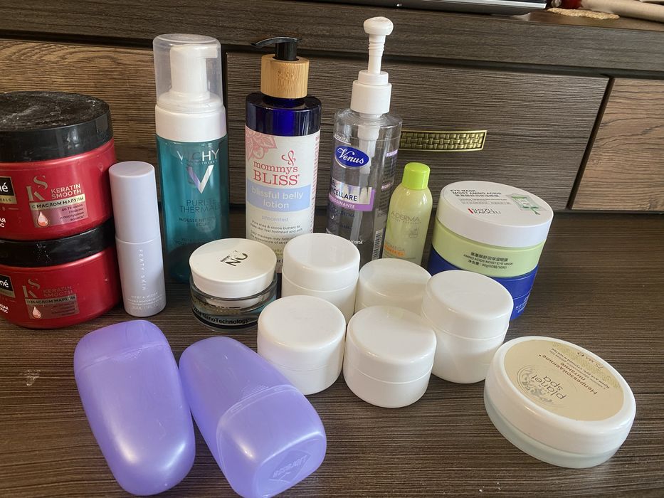 Баночки від косметики пусті