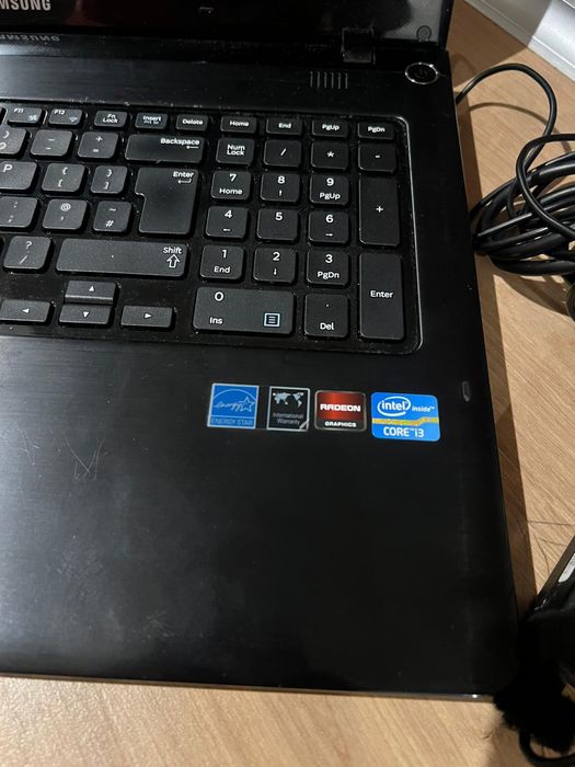 Super Laptop Samsung 4G ramu+ etui