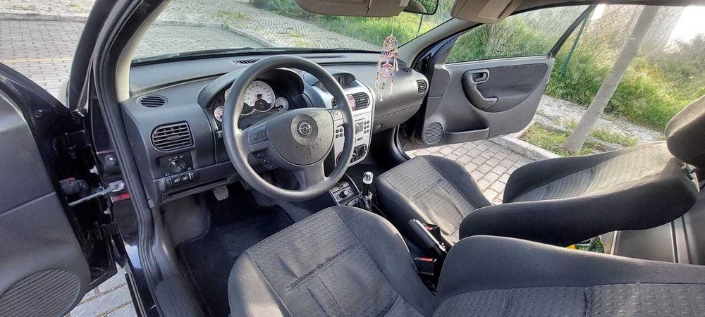 Opel corsa 1.3 cdti, comercial, a gasóleo de 2005, ar condicionado.