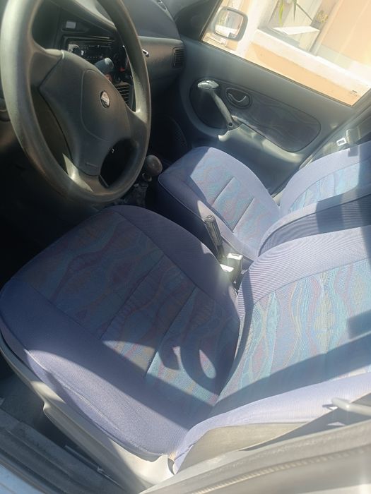 Carro Fiat pálio
