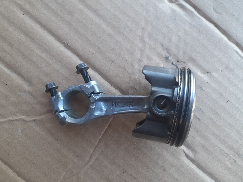 Запчастини РЕМОНТ ДВИГУНІВ briggs  stratton 450 500