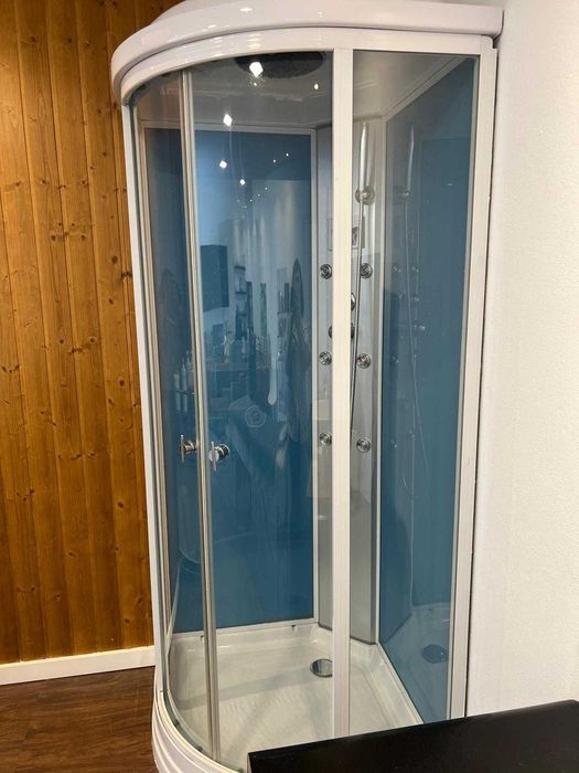 Cabine de Duche em quarto de círculo completa com Hidromassagem e música