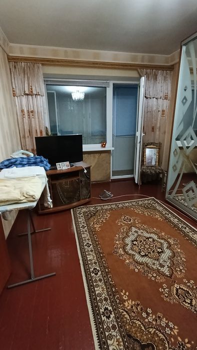 Продам 1 кімнатну квартиру на Черемхах
