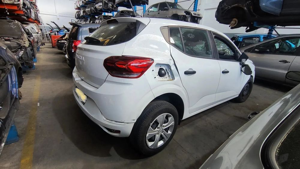 DACIA SANDERO 2022 para peças
