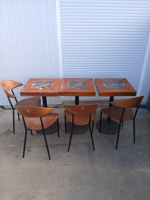 5 mesas e 10 cadeiras ler descrição do anúncio