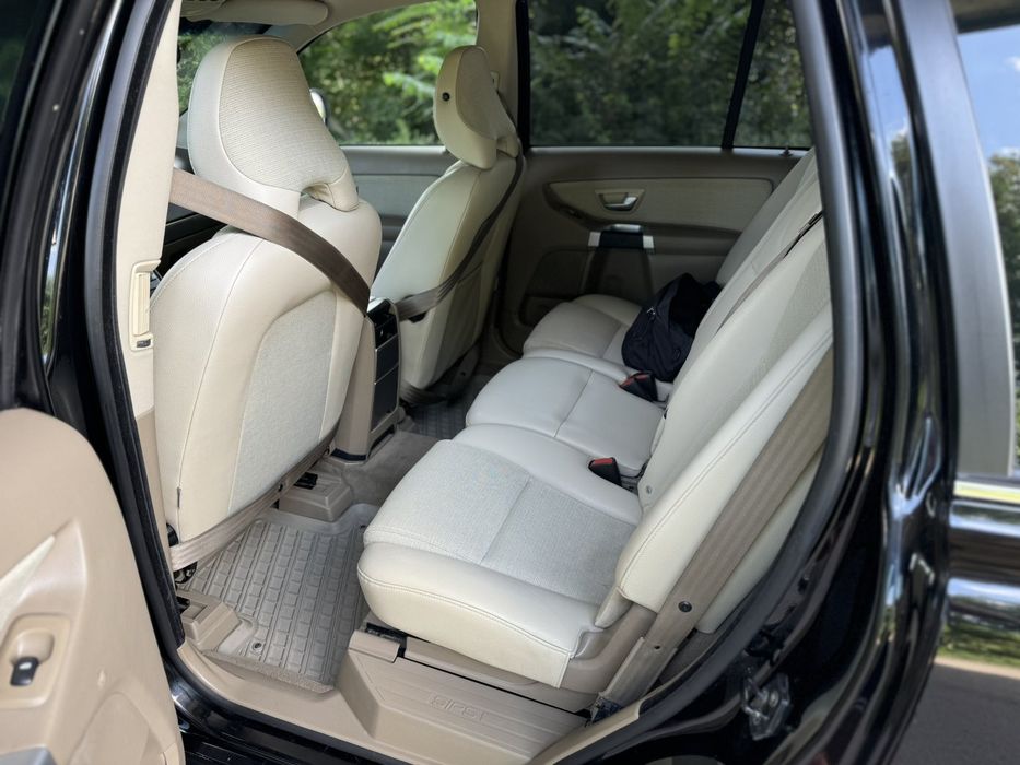 Продам Вольво хс90 3,2 бензин автомат
