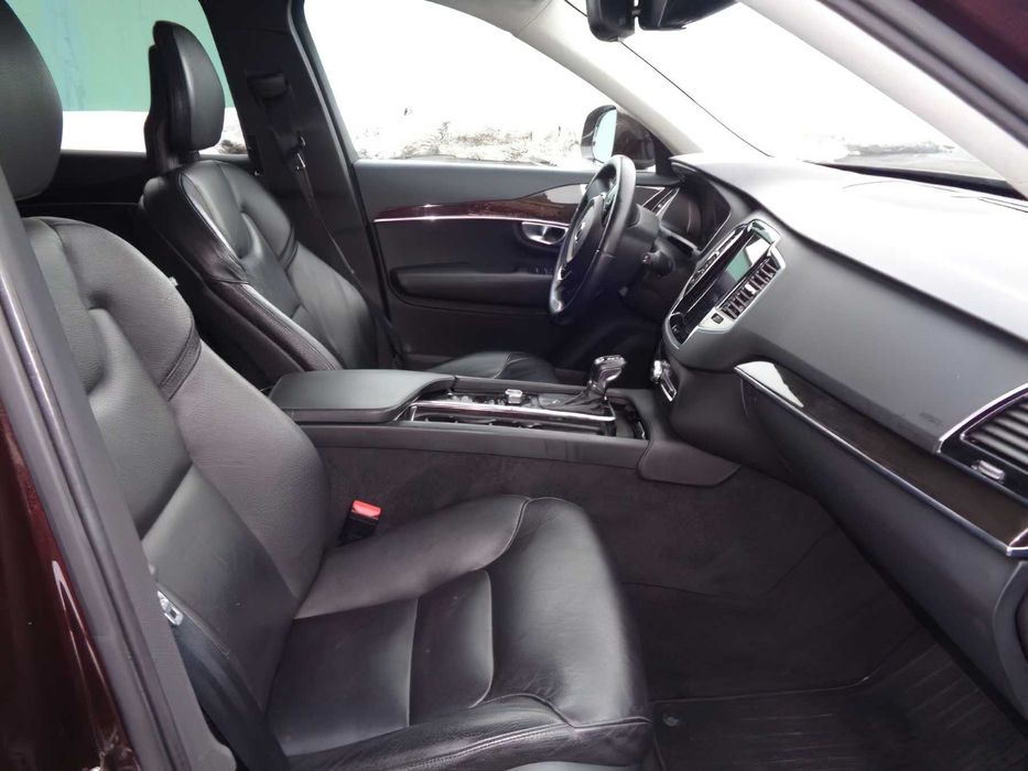 Volvo Xc90      2018