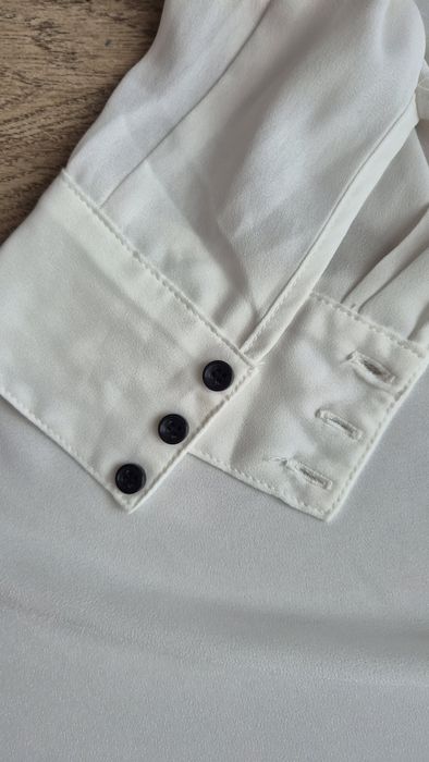 H&M koszula 34/36
Kolor śmietankowy 
Stan bdb