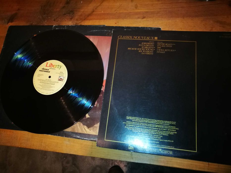 Classix Nouveaux - LA Verite LP