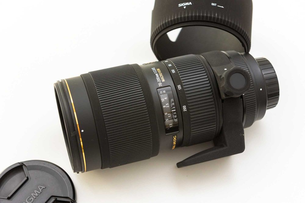 Sigma 70-200 mm f/2.8 II EX APO DG Macro HSM |  NIKON F + Hoya UV 77mm