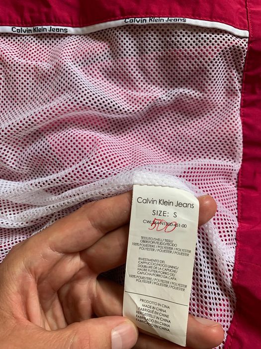 Обалденная женская куртка ветровка Calvin Klein Jeans оригинал