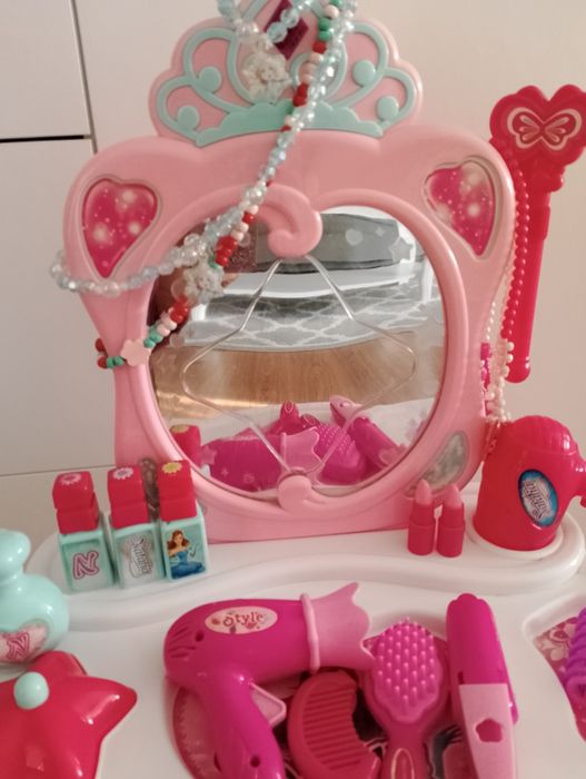 Toaletka dla dziewczynki + akcesoria ODBIÓR OSOBISTY