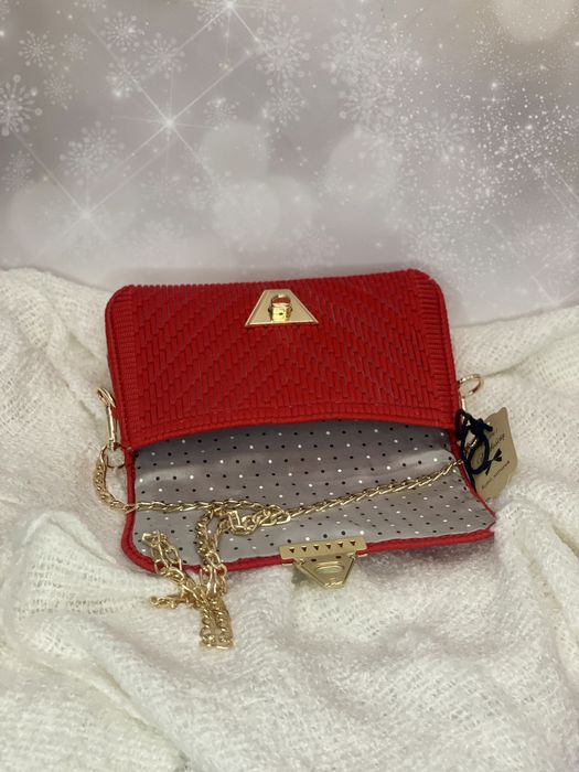 Czerwona torebka kopertówka ze sznurka poliestrowego