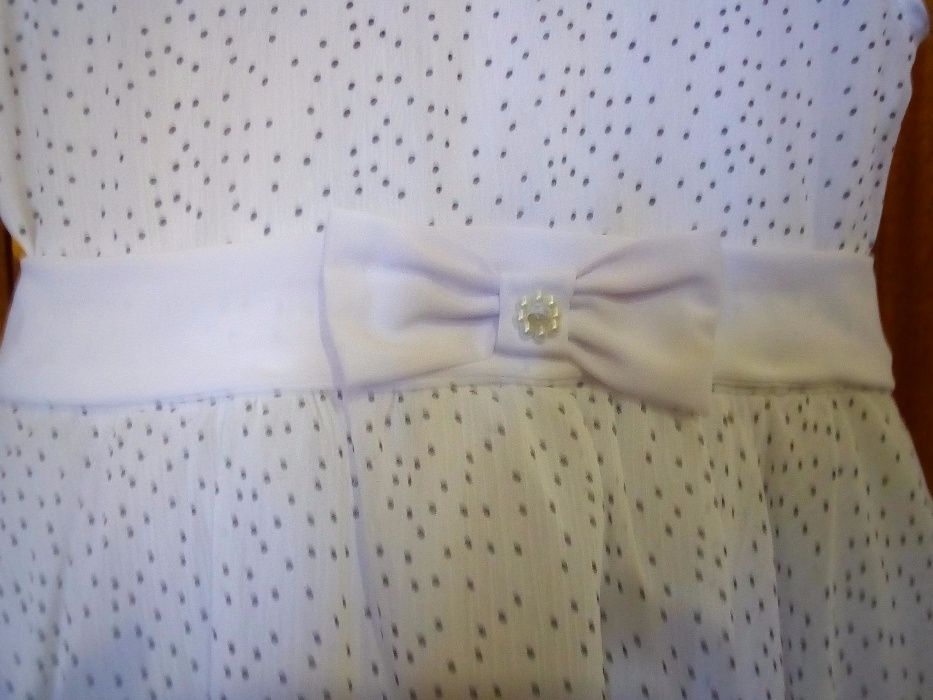 Платье нарядное 6-8 лет