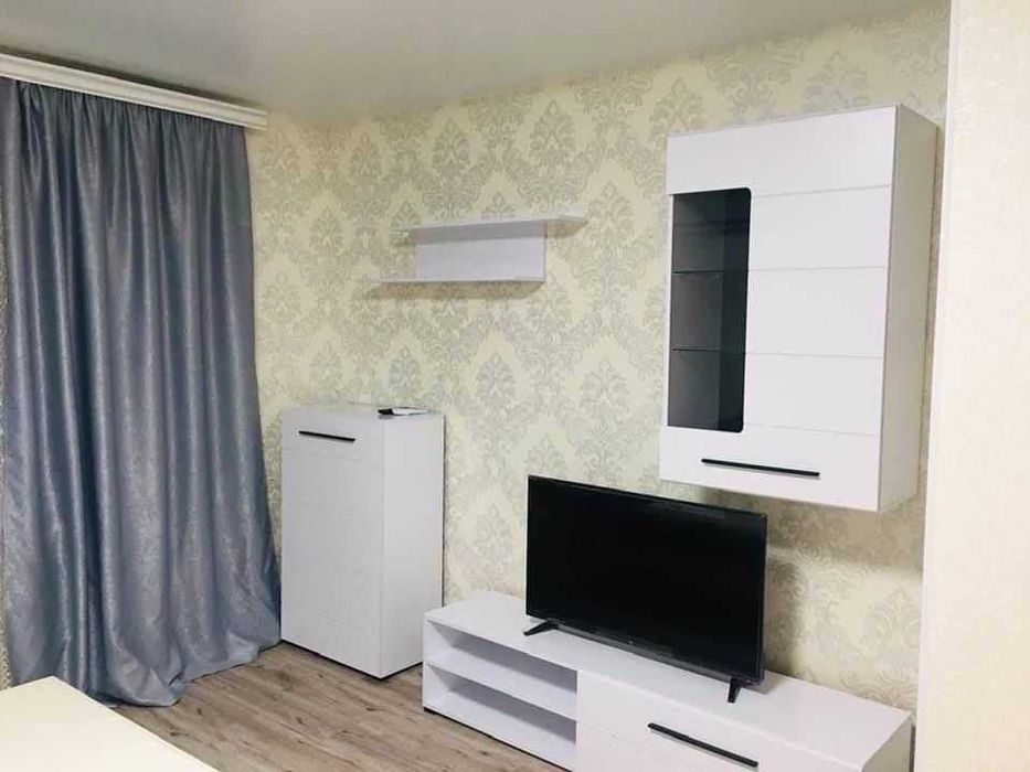 1-кімнатна з ремонтом новобудова Героїв України