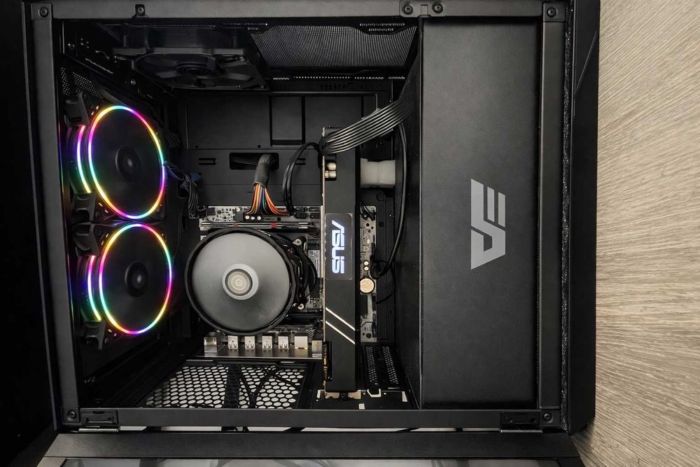 Komputer gamingowy / GTX 1070 / 16GB RAM / SSD 256gb