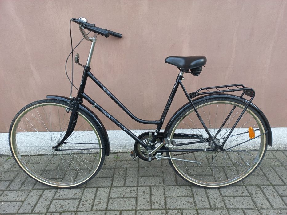 Велосипед дамський Active  на 28"колесах з Німеччини