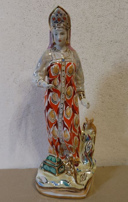 Статуэтка хозяйка медной горы Дулево 1950-х годов фарфор СССР