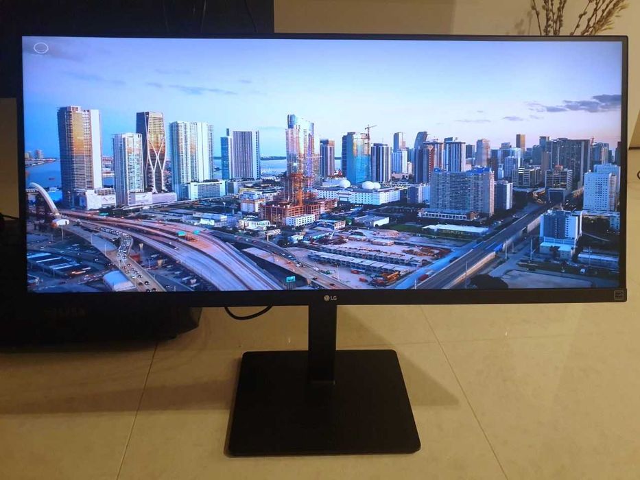 Монітор LG 34 дюйма з динаміками LG 34bn770-b