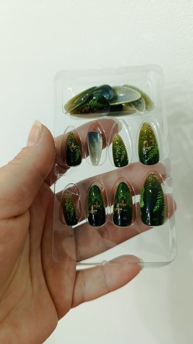 Накладні нігті ціна за все