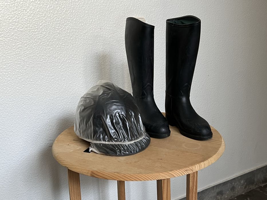 Bota e Toque de equitacao criança