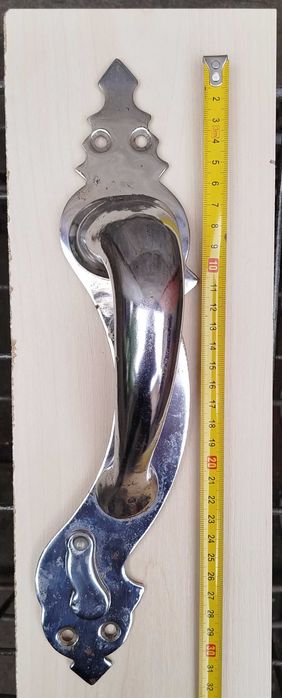 Дверная ручка хром ретро