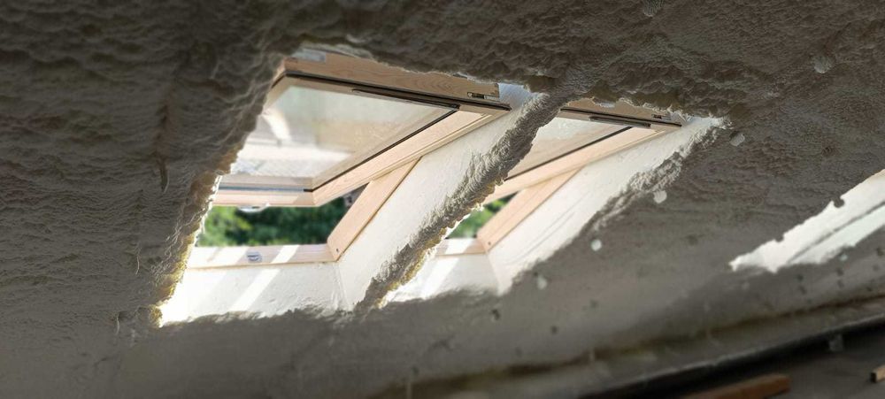 Piana PUR, Ocieplenie poddasza, ocieplanie piana, izolacja pianką