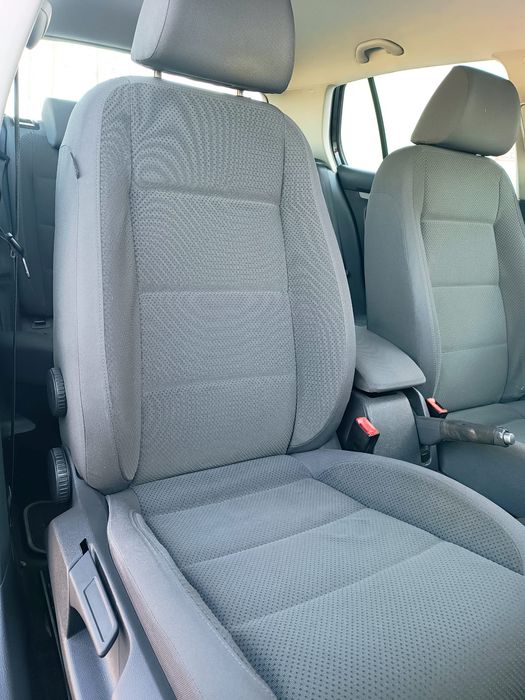 VW Golf 1.9TDI 105CV BlueMotion. 163mil km!