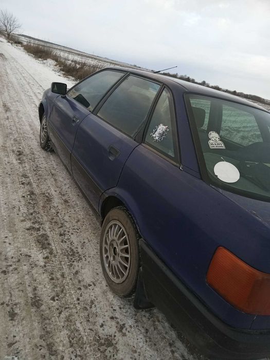 Ауді 80б3 газ-бензин
