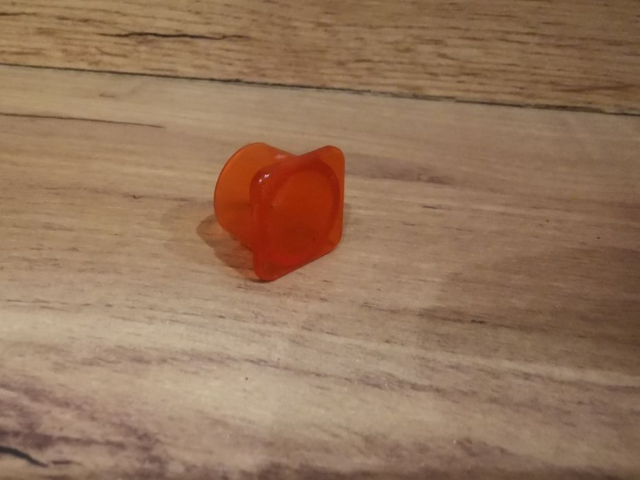 Korek do dekaniulacji do rurki tracheostomijnej dekaniulacyjny