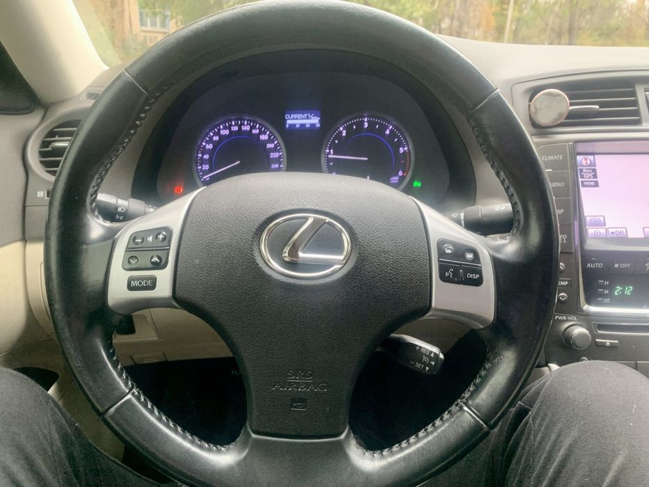 Lexus IS 220d 2011р.
