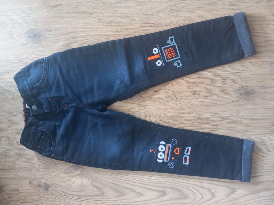 Spodnie jeansowe F&F ocieplane roz.110