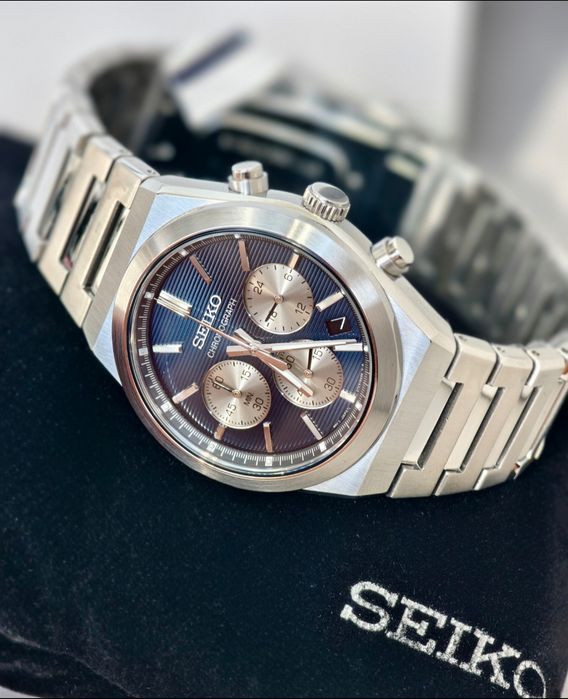 Seiko Sport Chronograph  SSB453P1