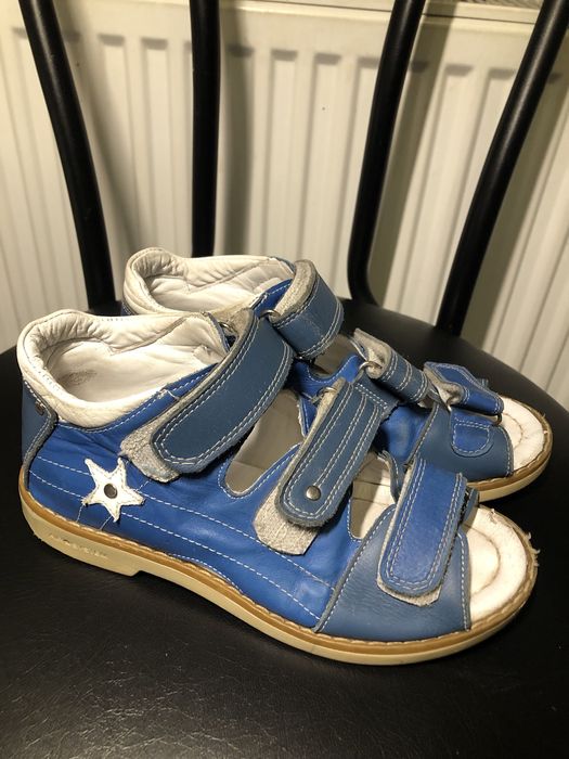 Ортопедичні сандалі в 32р.