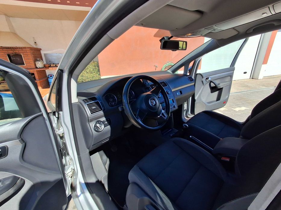 Vendo vw touran impecável