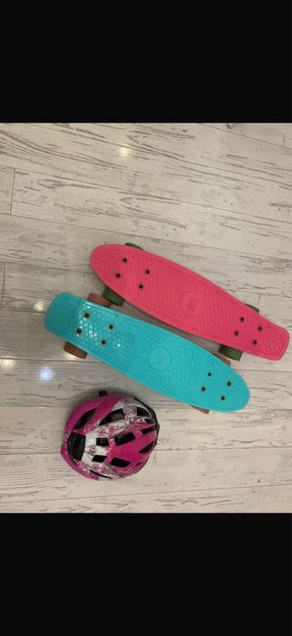 kask, fiszka, deskorolka