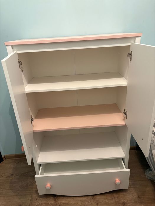 Komoda do pokoju dziewczynki