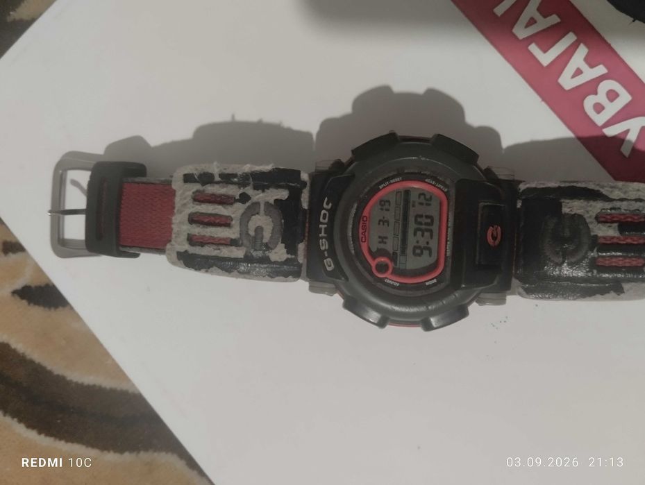 Годинник casio продам