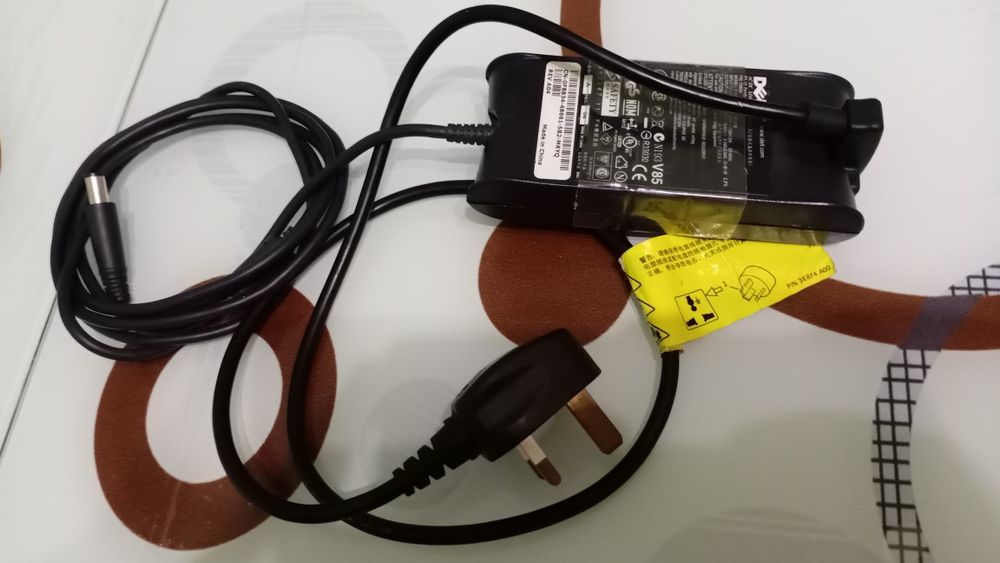 Продам блок живлення dell для ноутбука